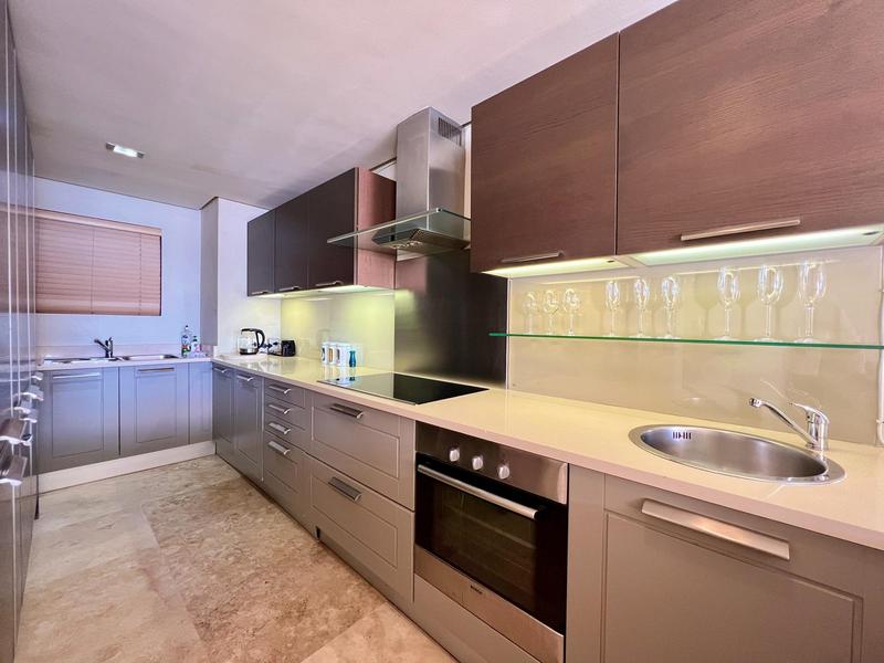 2 Bedroom Property for Sale in Hout Bay Western Cape